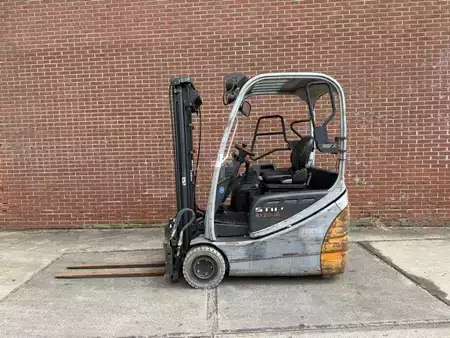 3-wiel elektrische heftrucks 2011  Still RX 20-16 (6)