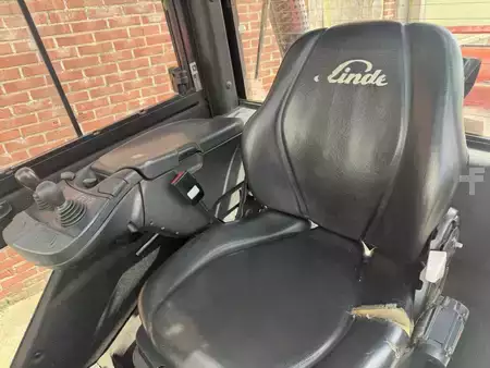 LPG Forklifts 2019  Linde H30T-02 (7)