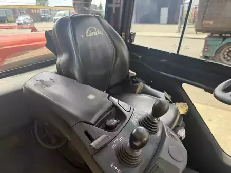 LPG Forklifts 2019  Linde H30T-02 (9)