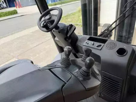 Empilhador diesel 2016  Linde H45D-02 (10)