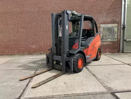 Empilhador diesel 2016  Linde H45D-02 (4)