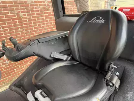 Empilhador diesel 2016  Linde H45D-02 (7)