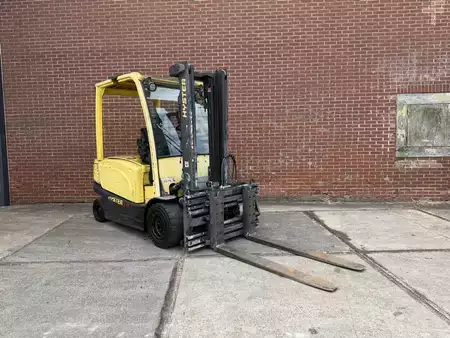 Eléctrico - 4 rodas 2014  Hyster J3.0XN (1)