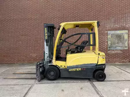 Eléctrico - 4 rodas 2014  Hyster J3.0XN (2)