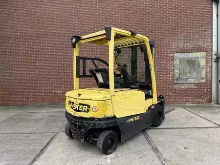 Eléctrico - 4 rodas 2014  Hyster J3.0XN (3)