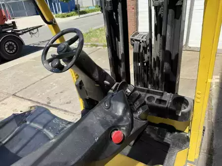 Elektryczne 4-kołowe 2013  Hyster J2.5XN (9)