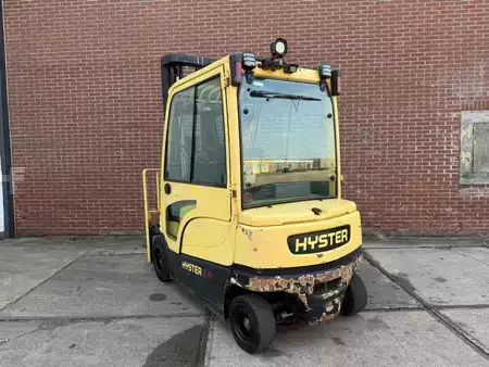 Elektryczne 4-kołowe 2016  Hyster J3.0XN (5)