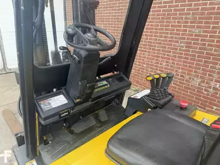 Electric - 4 wheels 2006  Yale ERP30ALF E2145 (8)