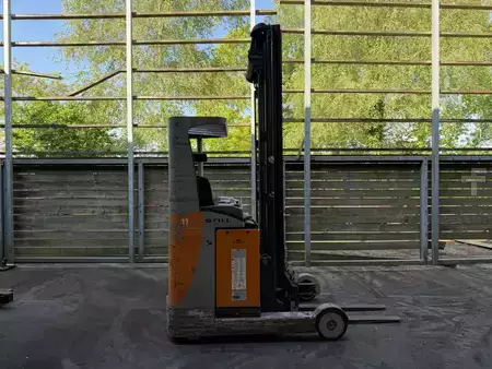 Reach Truck 2010  Still FM-X17 (3)