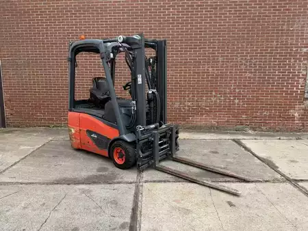 Elektro tříkolové VZV 2020  Linde E15-02 (1)