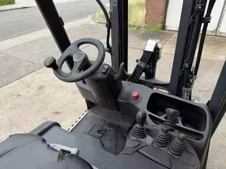 Elektro tříkolové VZV 2020  Linde E15-02 (9)