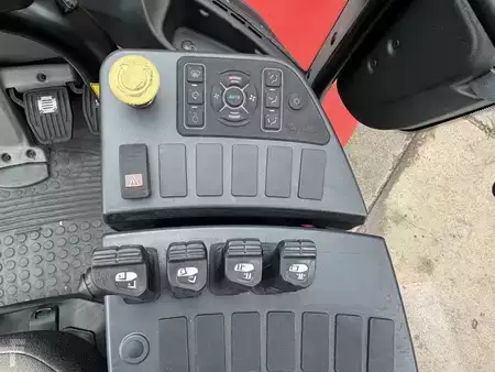 Empilhador diesel 2021  Kalmar DCG 160-12 (10)