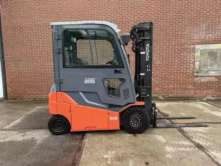 4-wiel elektrische heftrucks 2021  Toyota 8FBMKT25 (2)