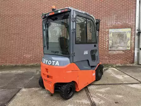 4-wiel elektrische heftrucks 2021  Toyota 8FBMKT25 (3)