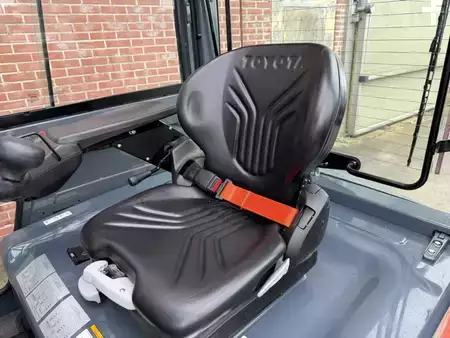 4-wiel elektrische heftrucks 2021  Toyota 8FBMKT25 (7)