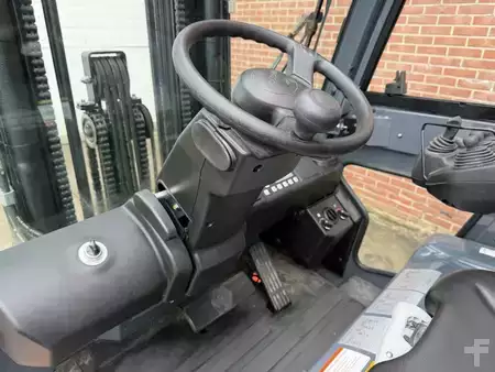 4-wiel elektrische heftrucks 2021  Toyota 8FBMKT25 (8)