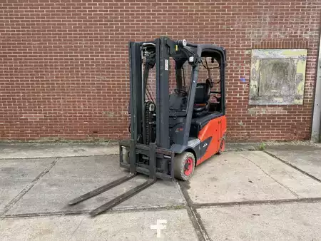 4-wiel elektrische heftrucks 2017  Linde E16P-02 (6)