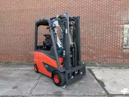 4-wiel elektrische heftrucks 2018  Linde E18PH-02 (1)