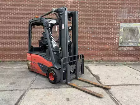 4-wiel elektrische heftrucks 2019  Linde E20L-02 (1)