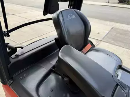 4-wiel elektrische heftrucks 2017  Linde E16P-02 (10)