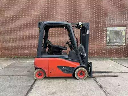 4-wiel elektrische heftrucks 2017  Linde E16P-02 (2)