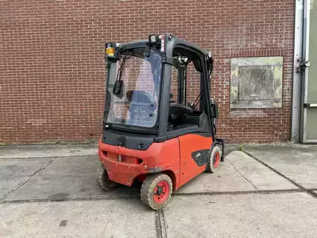 4-wiel elektrische heftrucks 2017  Linde E16P-02 (4)