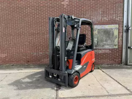 4-wiel elektrische heftrucks 2018  Linde E18PH-02 (4)