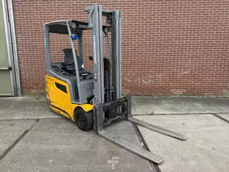 3-wiel elektrische heftrucks 2018  Jungheinrich EFG 216k (1)