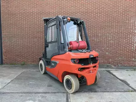 LPG heftrucks 2020  Linde H35T-01 (3)
