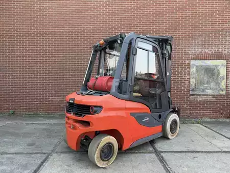 LPG heftrucks 2020  Linde H35T-01 (4)