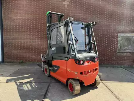4-wiel elektrische heftrucks 2016  Linde E25HL-01/600 (5)