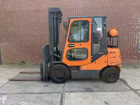 LPG Forklifts 2015  Doosan G30E-5 (5)