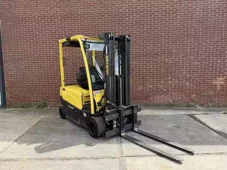 Elektro 4 Rad 2019  Hyster J2.0XN LWB (1)