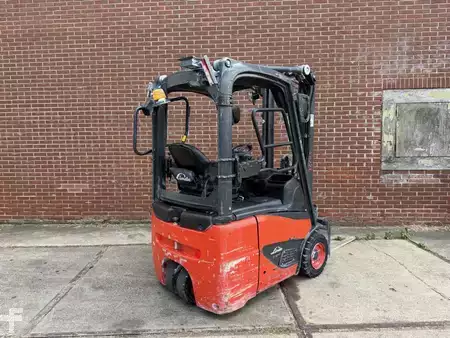 Carrelli elettrici 3 ruote 2018  Linde E12-02 (3)