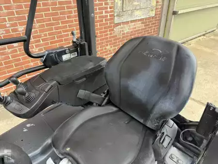 Carrelli elettrici 3 ruote 2018  Linde E12-02 (7)