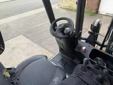 Carrelli elettrici 3 ruote 2018  Linde E12-02 (9)