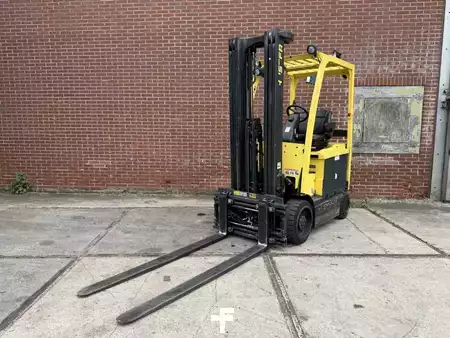 Elektro 4 Rad 2013  Hyster E2.5XN MWB (4)
