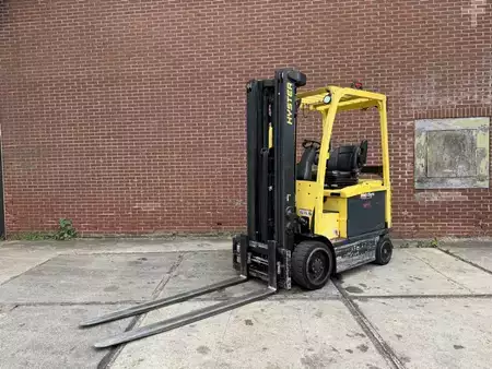 Elektro 4 Rad 2017  Hyster E2.5XN MWB (4)