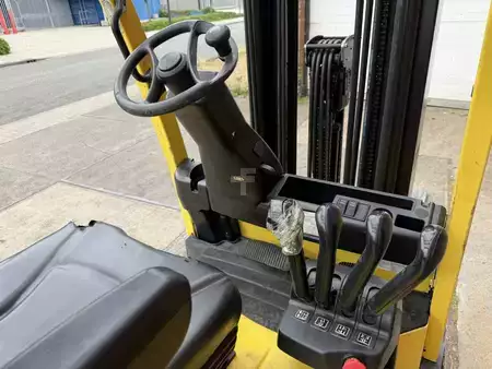 Elektro 4 Rad 2017  Hyster E2.5XN MWB (9)