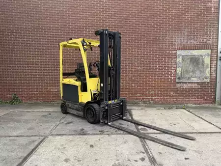 Elektro 4 Rad 2013  Hyster E2.5XN MWB (1)