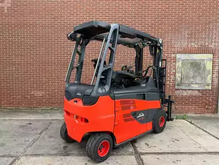 Elektromos 4 kerekű 2018  Linde E25FCFC-01/600 (6)