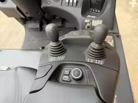 Elektromos 4 kerekű 2018  Linde E25FCFC-01/600 (9)