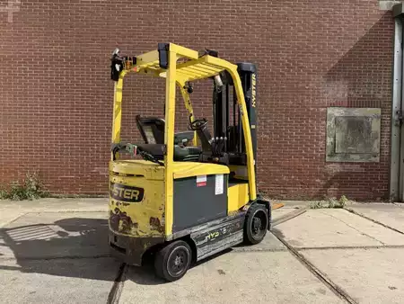 Elektro 4 Rad 2017  Hyster E2.5XN MWB (3)