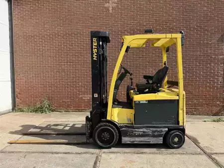 Elektro 4 Rad 2017  Hyster E2.5XN MWB (6)