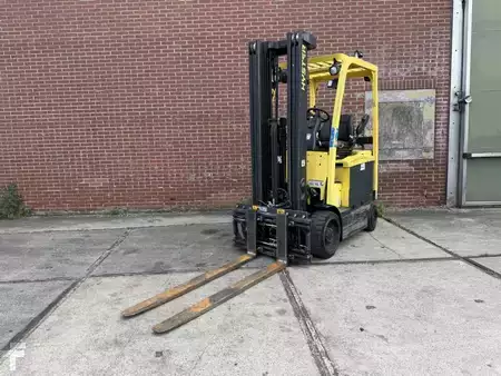 Elektro 4 Rad 2014  Hyster E2.5XN MWB (3)
