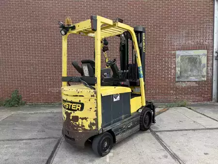 Elektro 4 Rad 2014  Hyster E2.5XN MWB (4)
