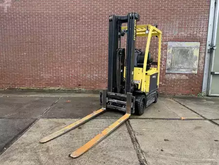 Carrelli elettrici 4 ruote 2017  Hyster E2.5XN MWB (3)
