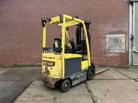 Carrelli elettrici 4 ruote 2017  Hyster E2.5XN MWB (4)