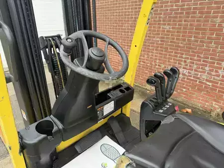 Carrelli elettrici 4 ruote 2017  Hyster E2.5XN MWB (8)