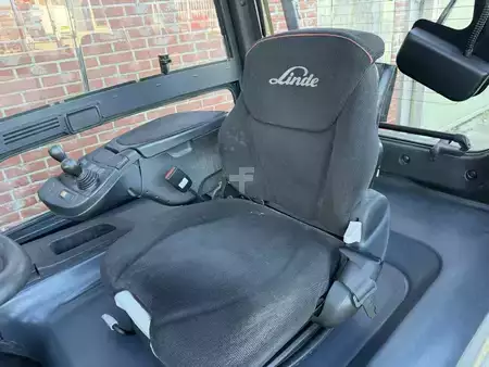 Elektromos 4 kerekű 2019  Linde E40HL-01/600 (6)